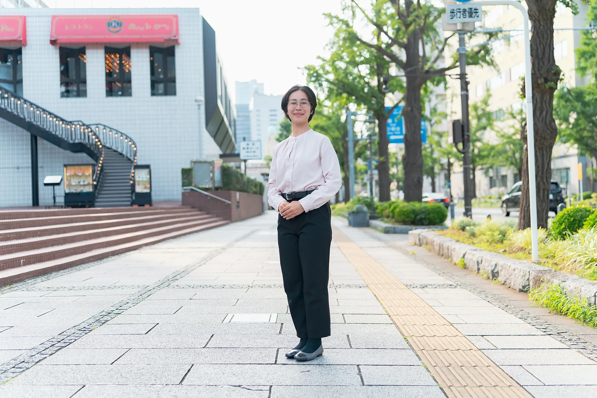 事務職として働く社員